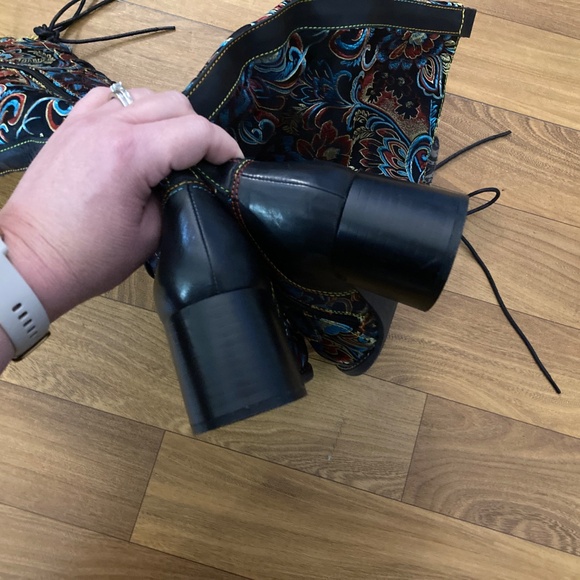 L'Artiste Spring Step Rarity Floral Jacquard Wide Calf Tall Boots Iridescent 1x - Picture 8 of 11